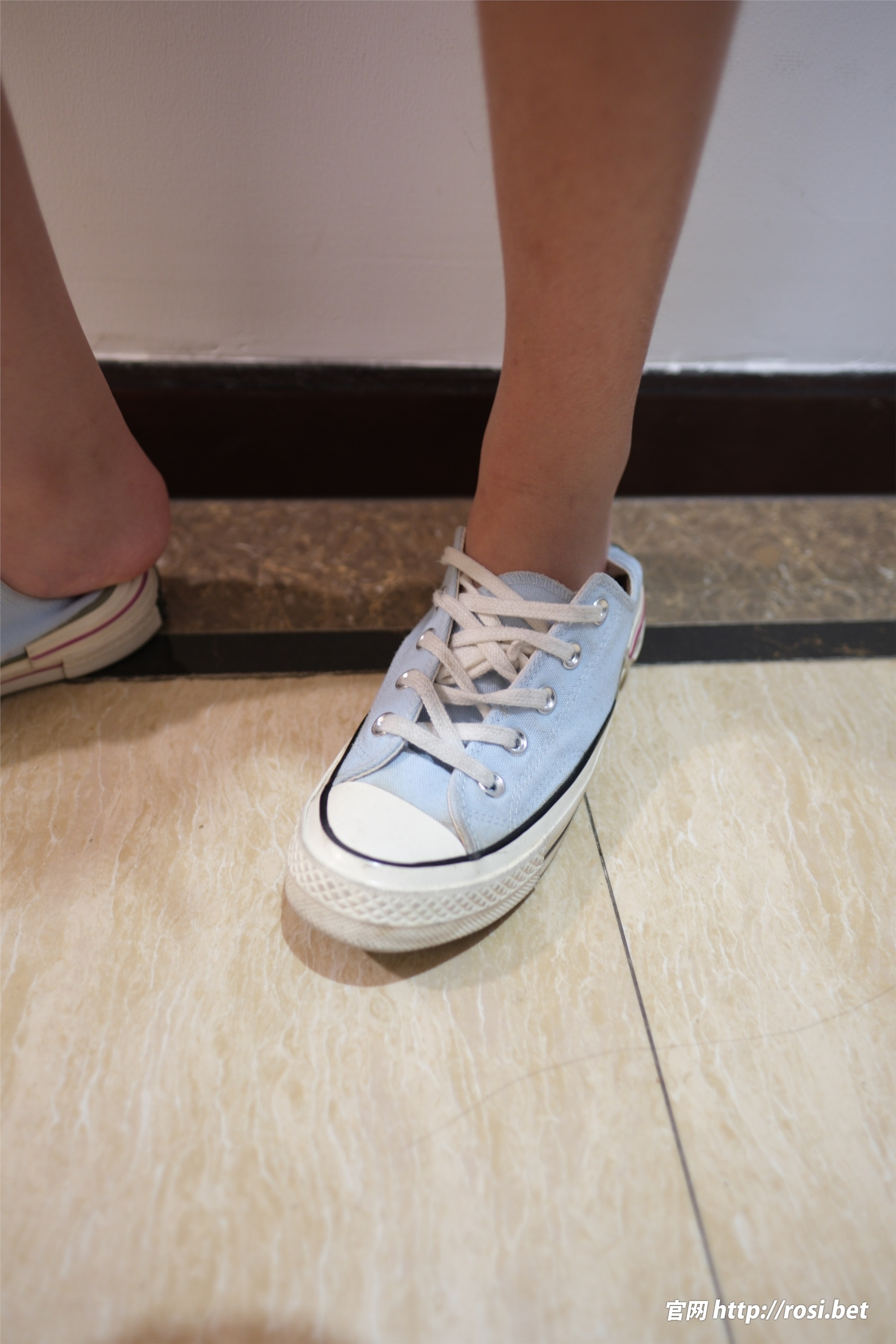 ROSI写真 2025.11.08 NO.5087